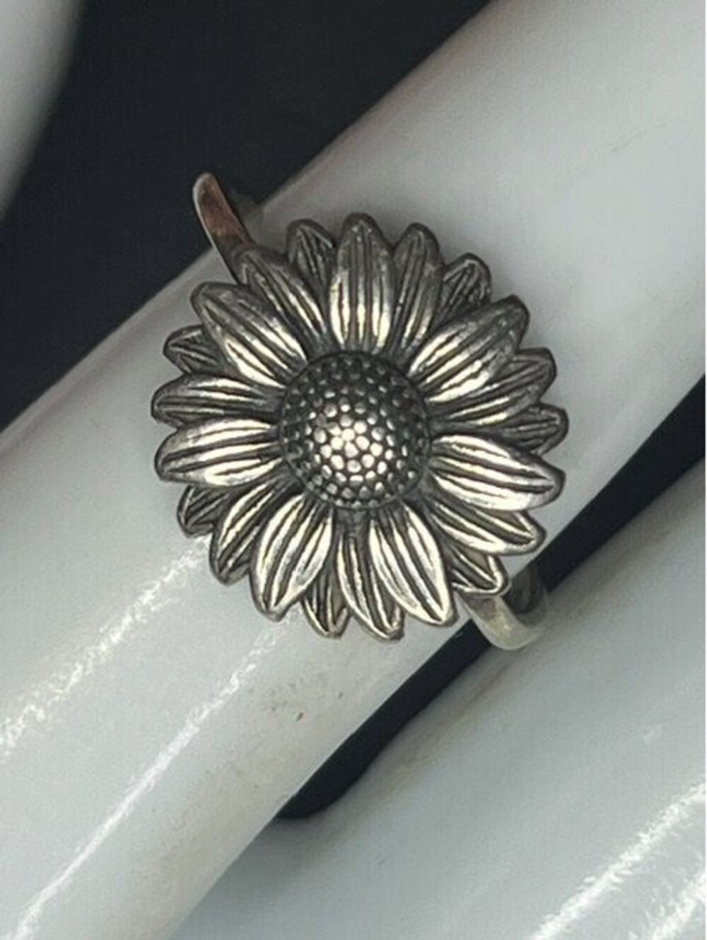 B7279 VTG Sterling Silver Daisy Flower Ring Floral Nature boho sz 7